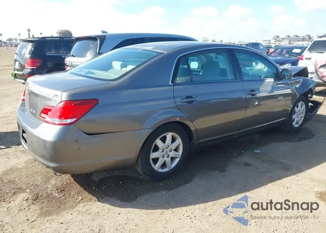 2006 Toyota Avalon Xl z USA, uszkodzony, nr VIN 4T1BK36B46U143673